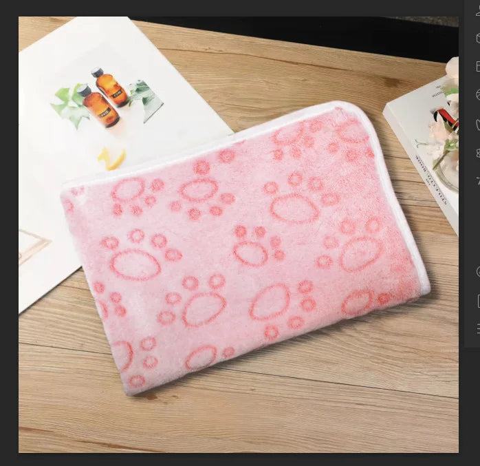 Stocked Soft Coral Fleece Dog & Cat Blankets Breathable Washable All Seasons Bed & Couch Protection Cover